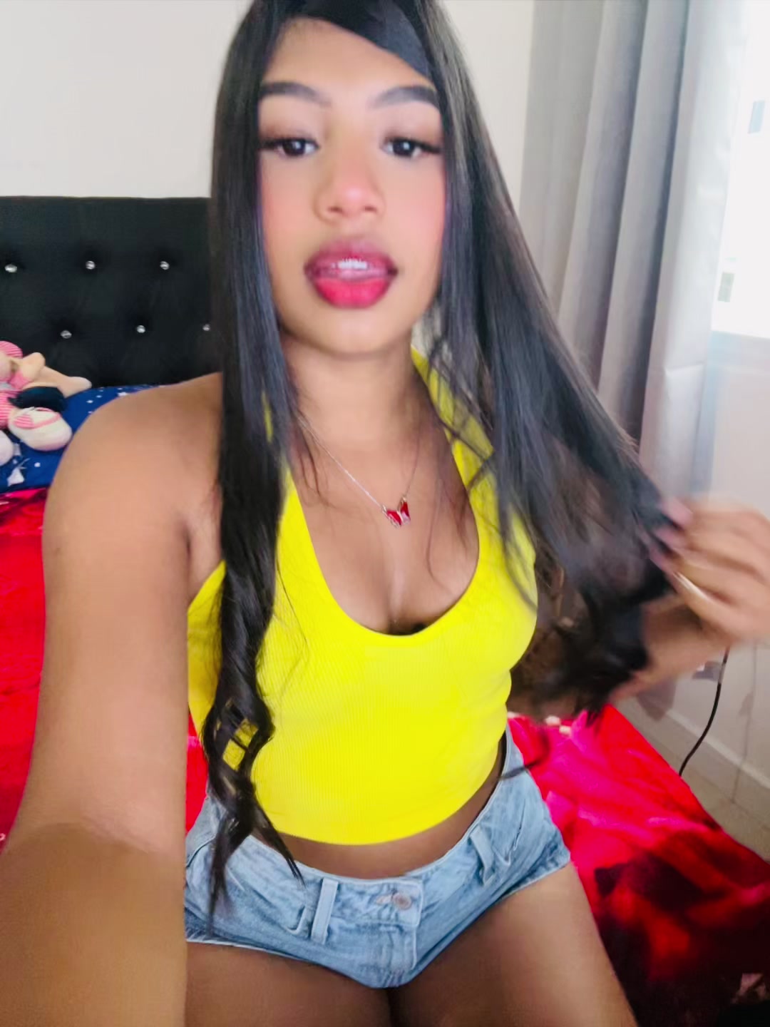 @𝓐𝓷𝓰𝓮𝓵𝓲𝓼.