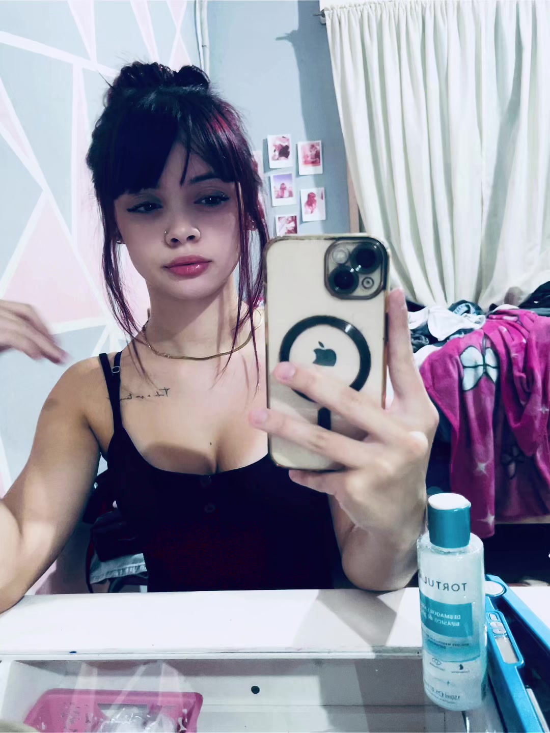 @𝒱𝒶𝓁ℯ𝓃𝓉𝒾𝓃𝒶