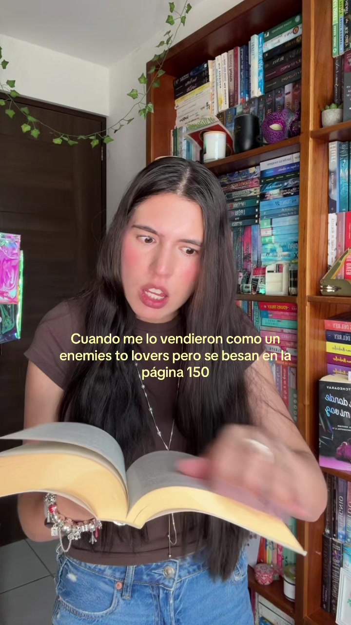 @Mariana Booker✨