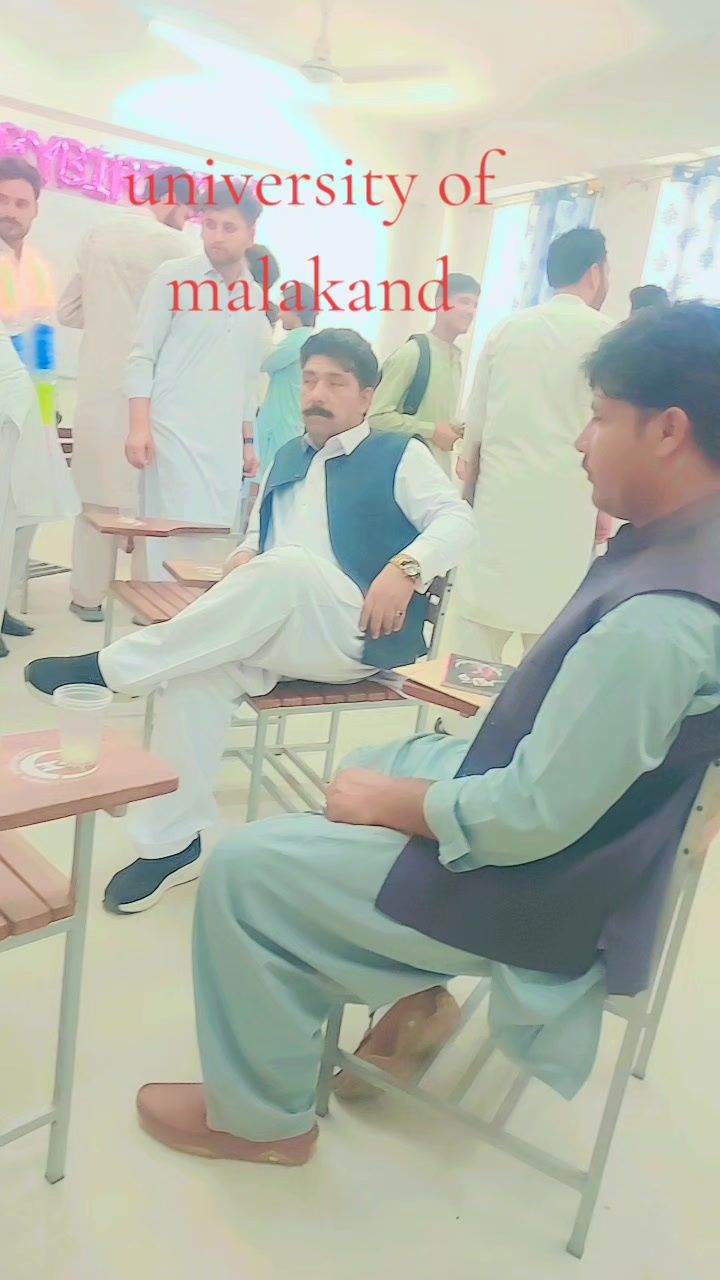 @اورنگـــــــزیب 🚩