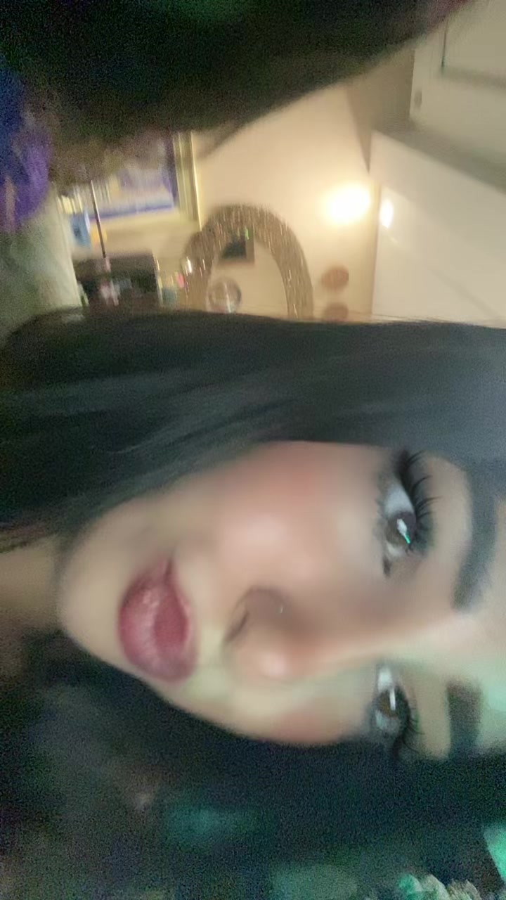@Ghita El