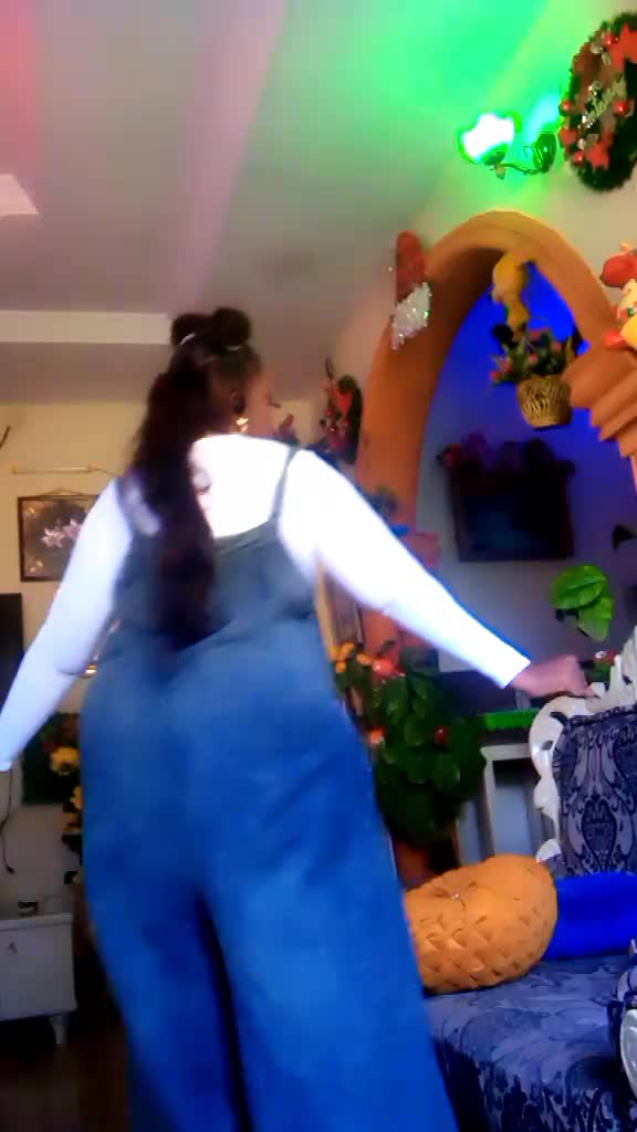 @eromoselelovena