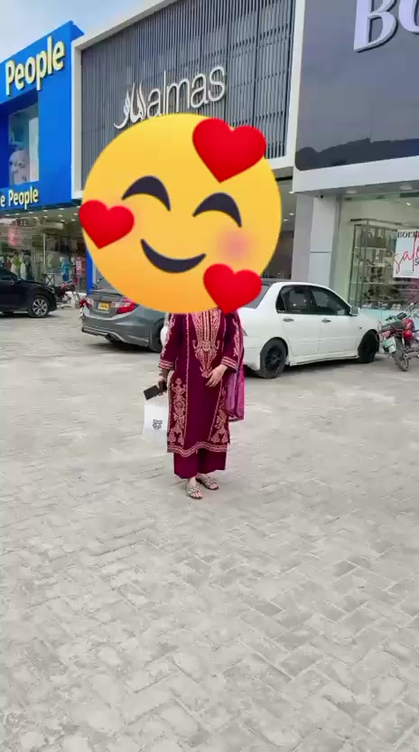 @Cute Girl 🥀