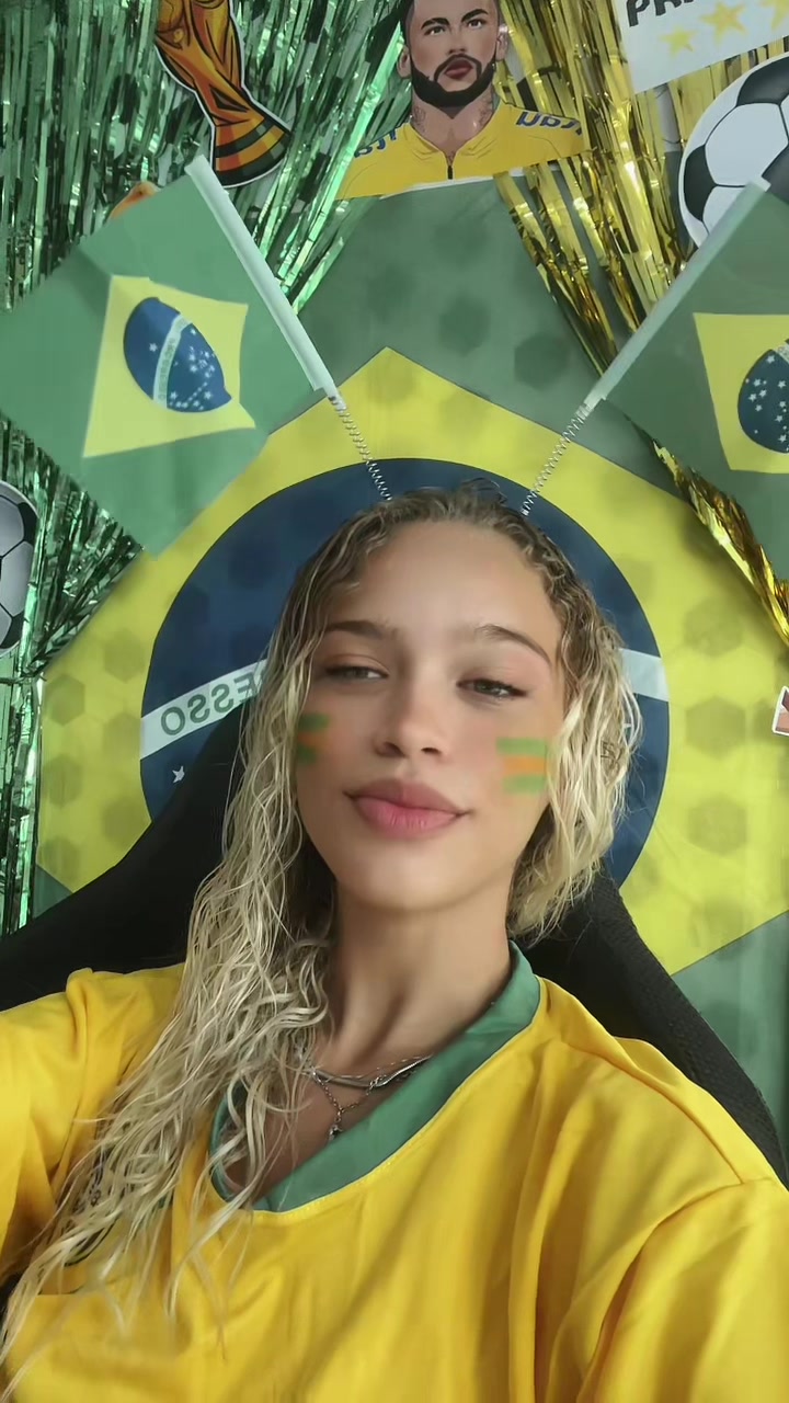 @Thais Coelho