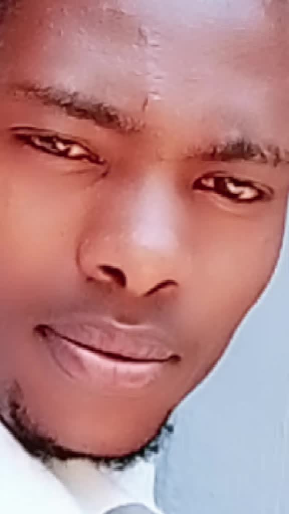 @NI L&Iuml;V&Egrave;