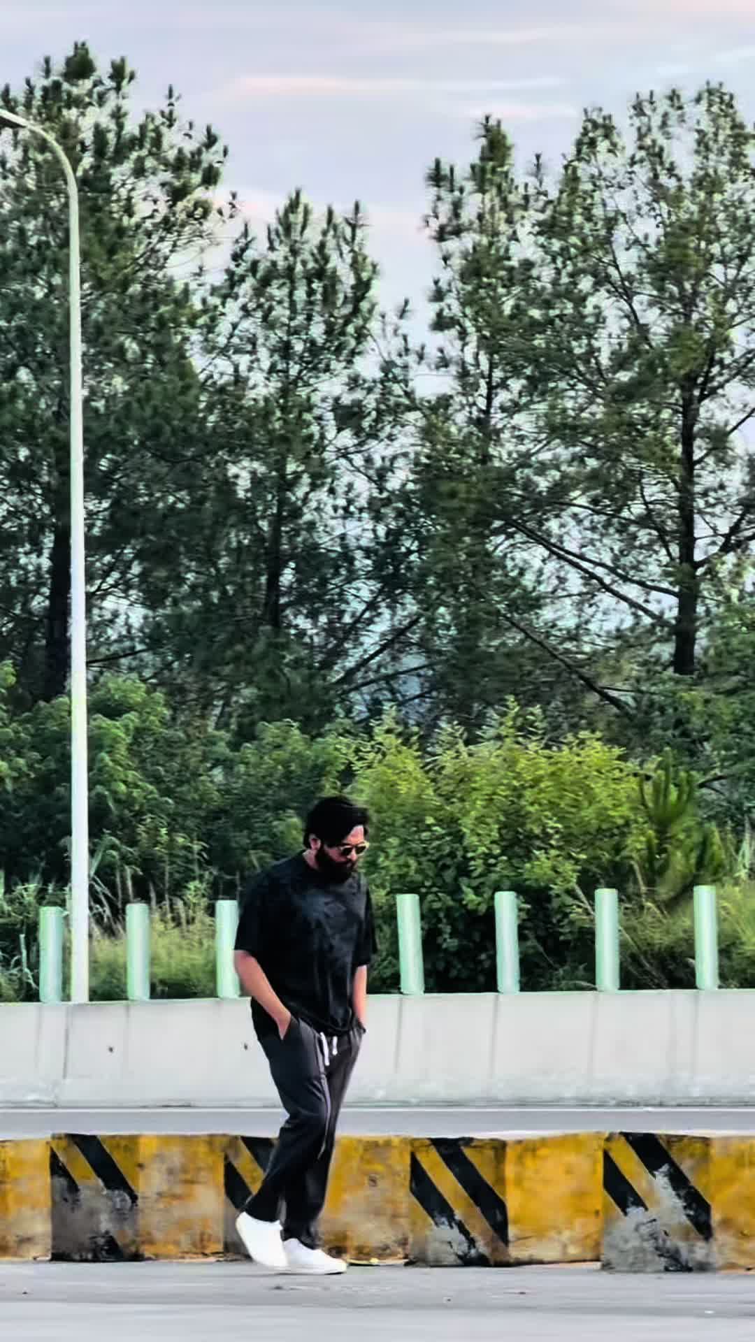 @FAIZU 🕊️ غفاری