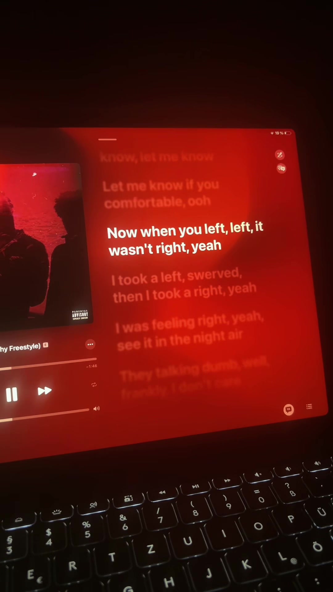 @Lyrical Vibes 🎧