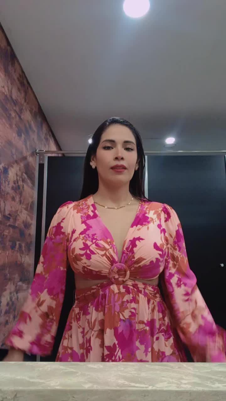 @Ximena 👑
