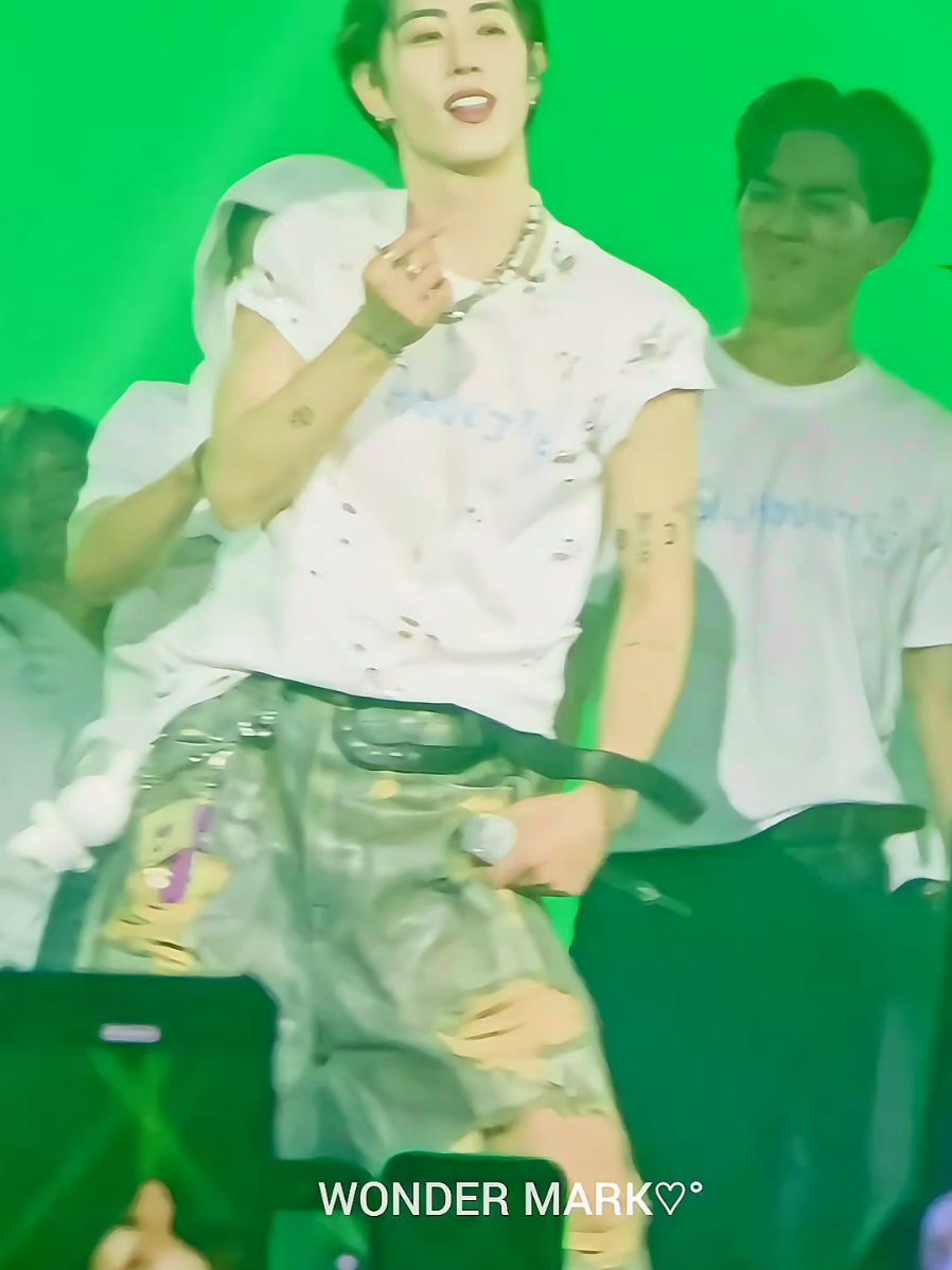 @𝐓𝐚𝐢♡<𝗪𝗼𝗻𝗱𝗲𝗿 𝗠𝗮𝗿𝗸>