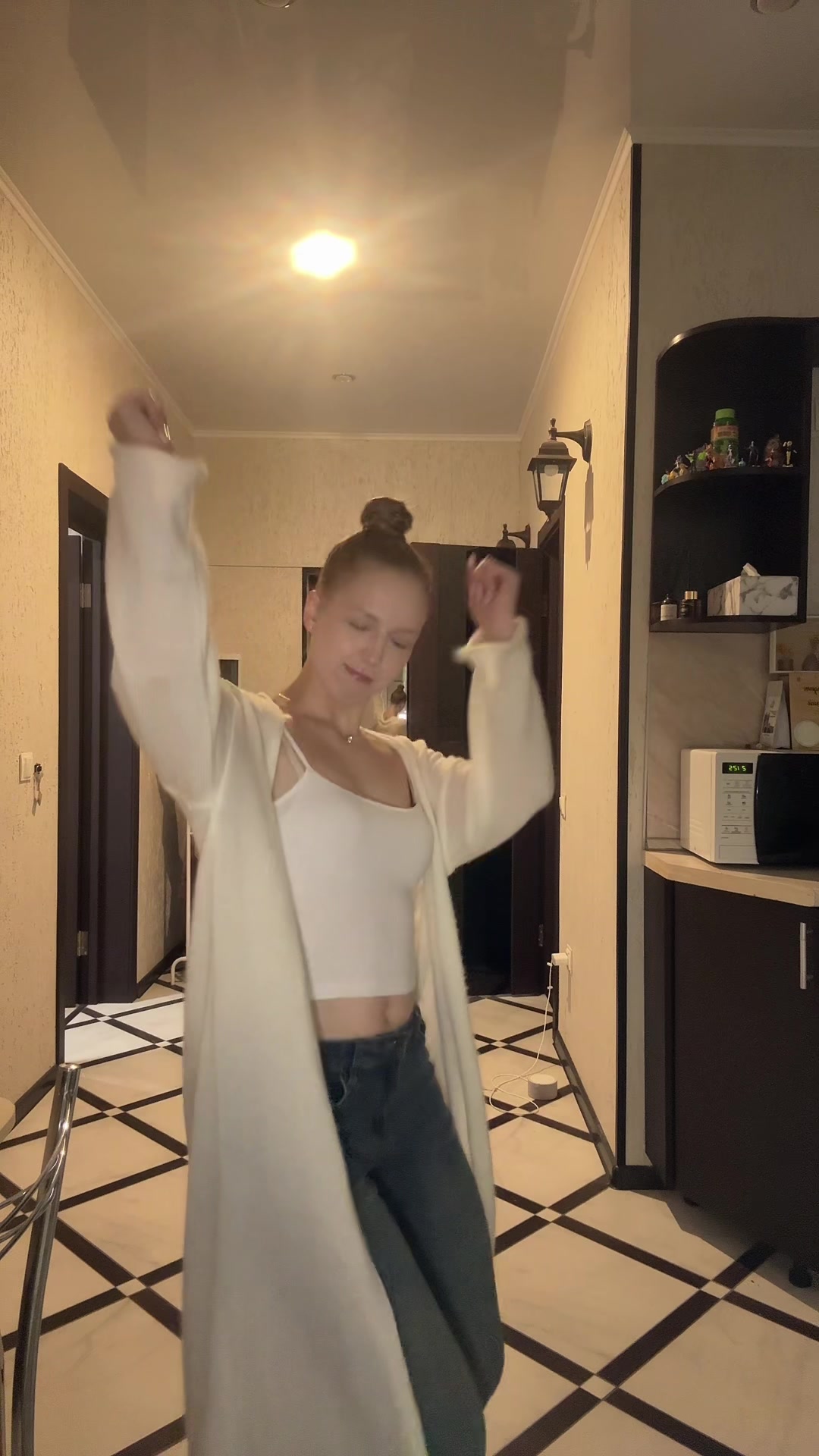 @джонияр