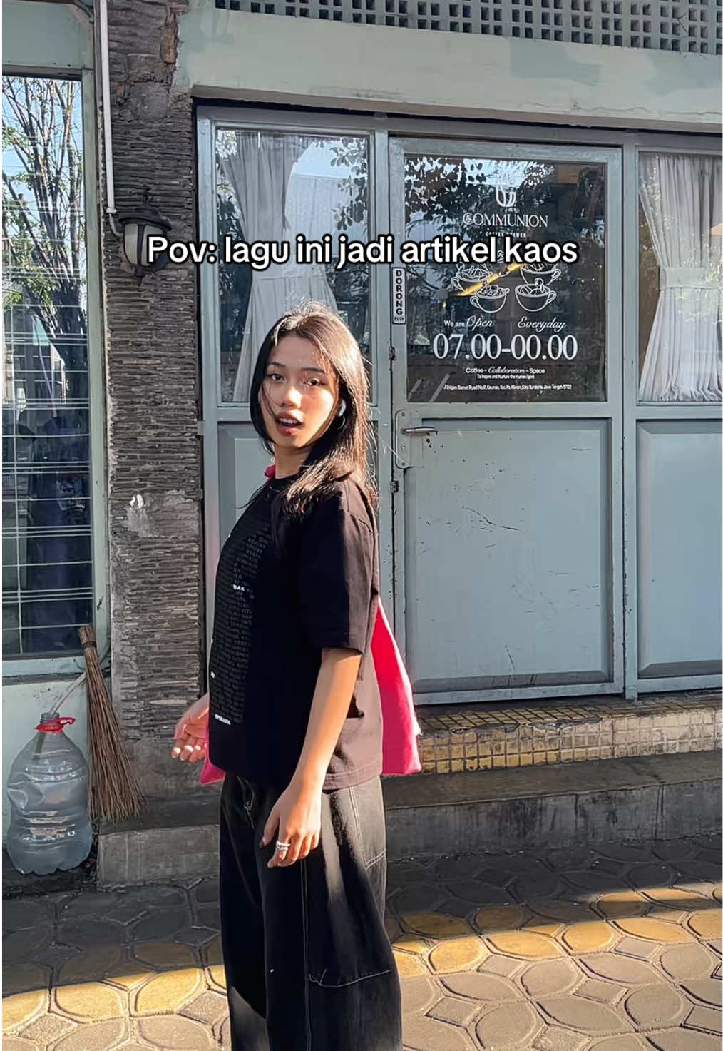 @vi