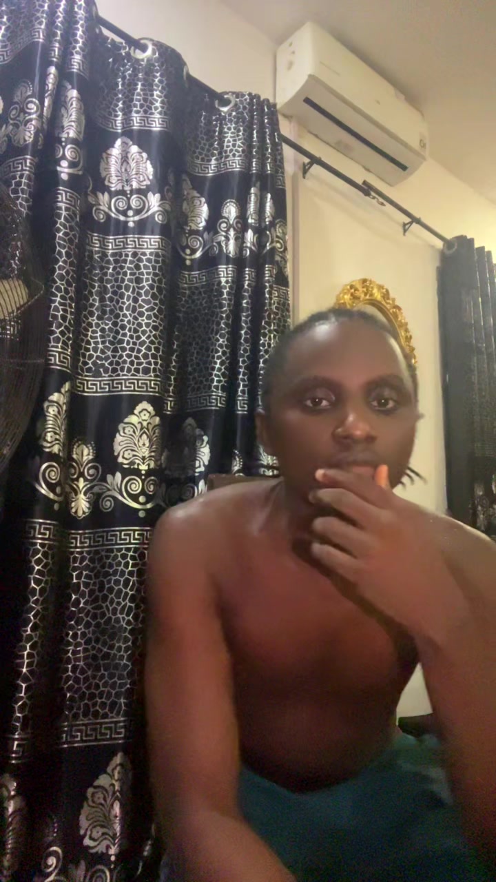 @Biglelly123