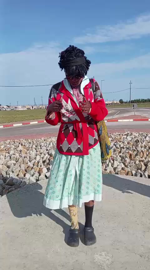 @Nqanqa