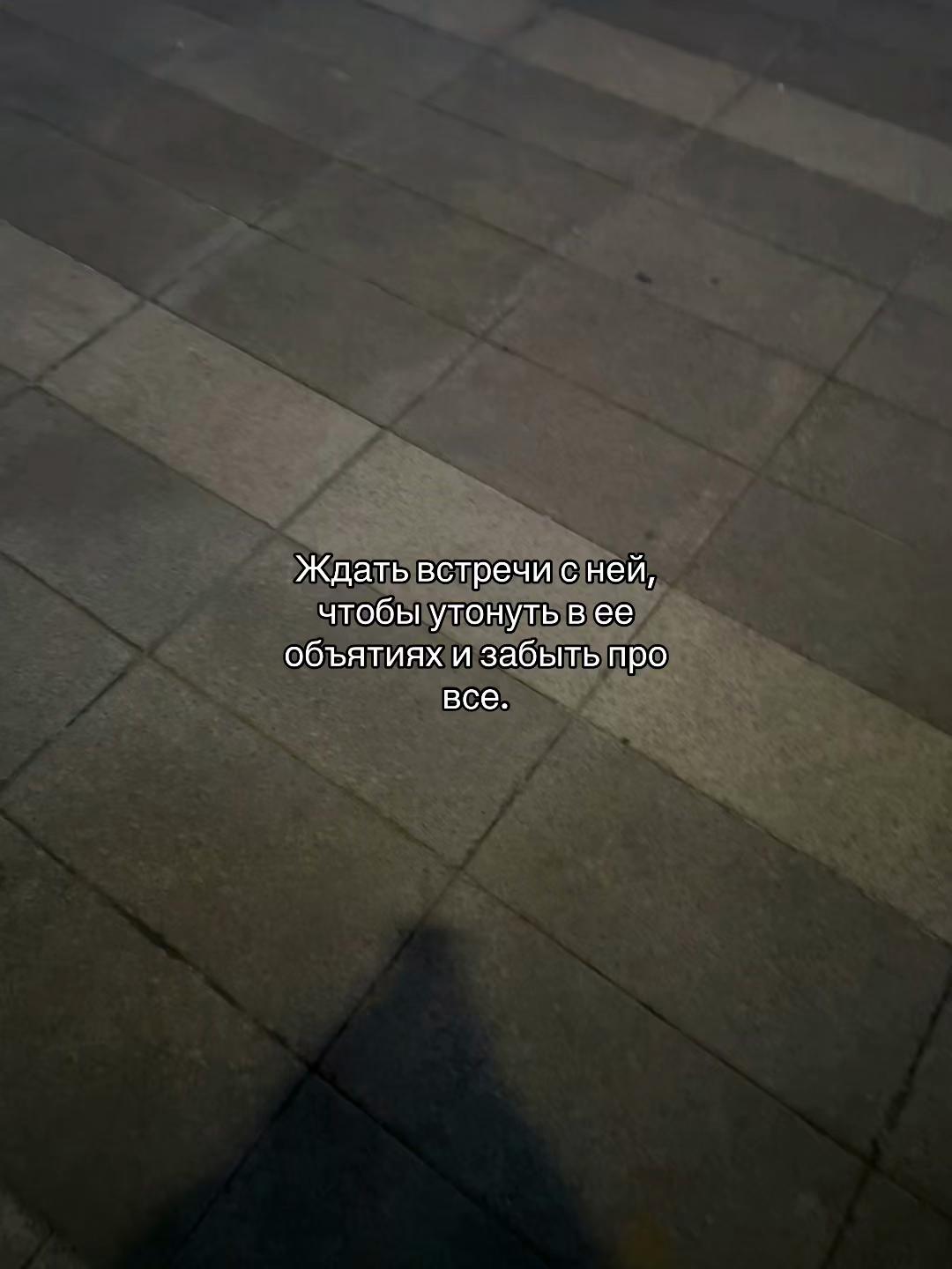 @808