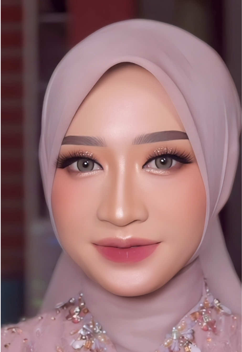 @idamakeuppati