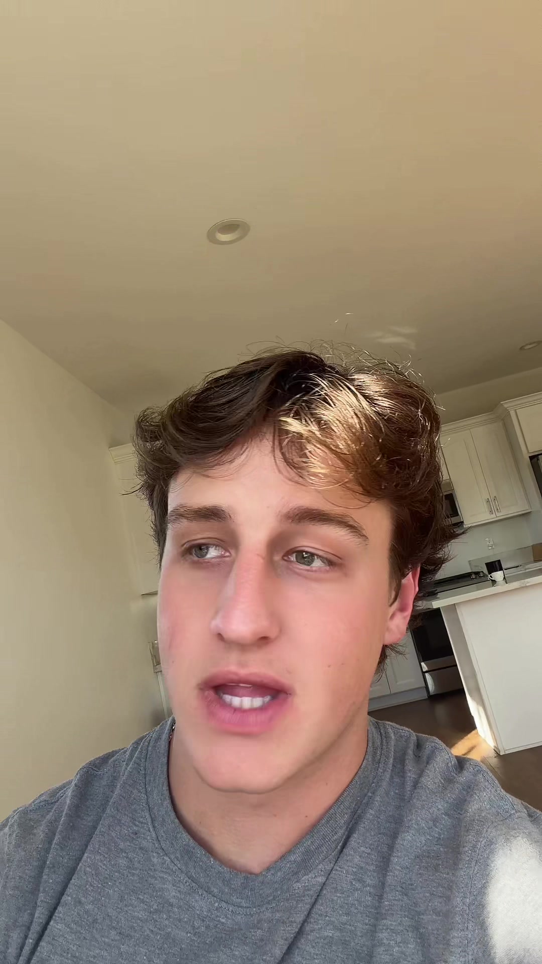 @julionomartello