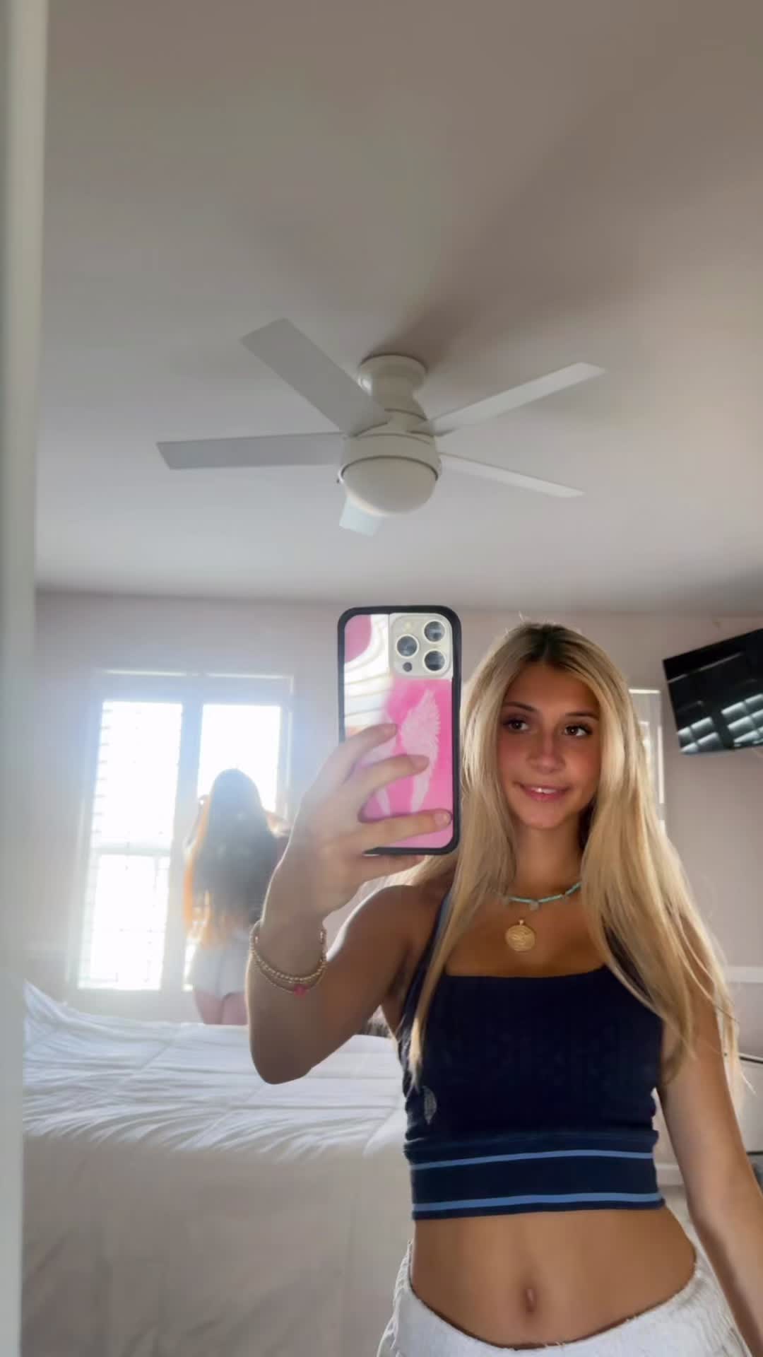 @toriana