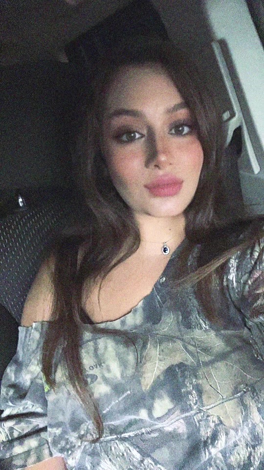 @Hannah🌛🕯️📷🗝️🦋✨