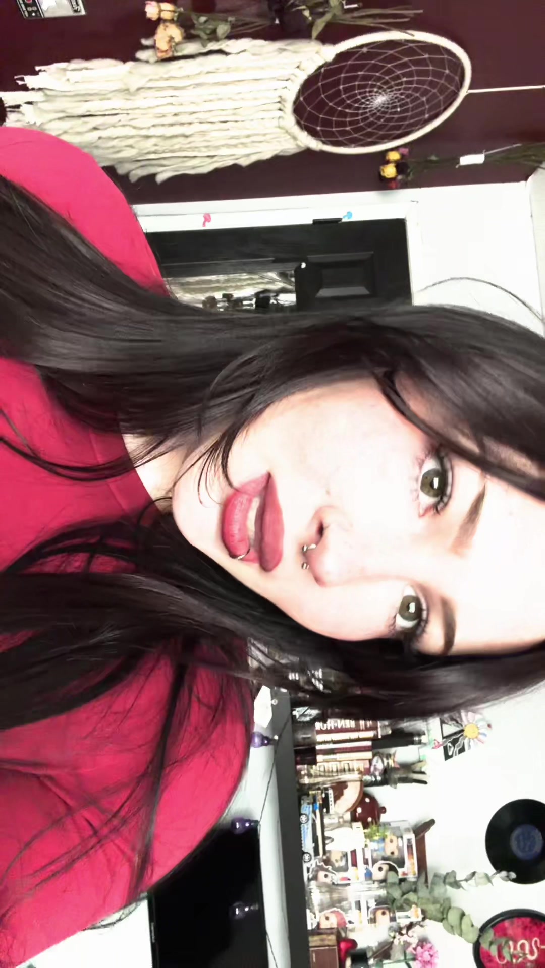 @lana.envy