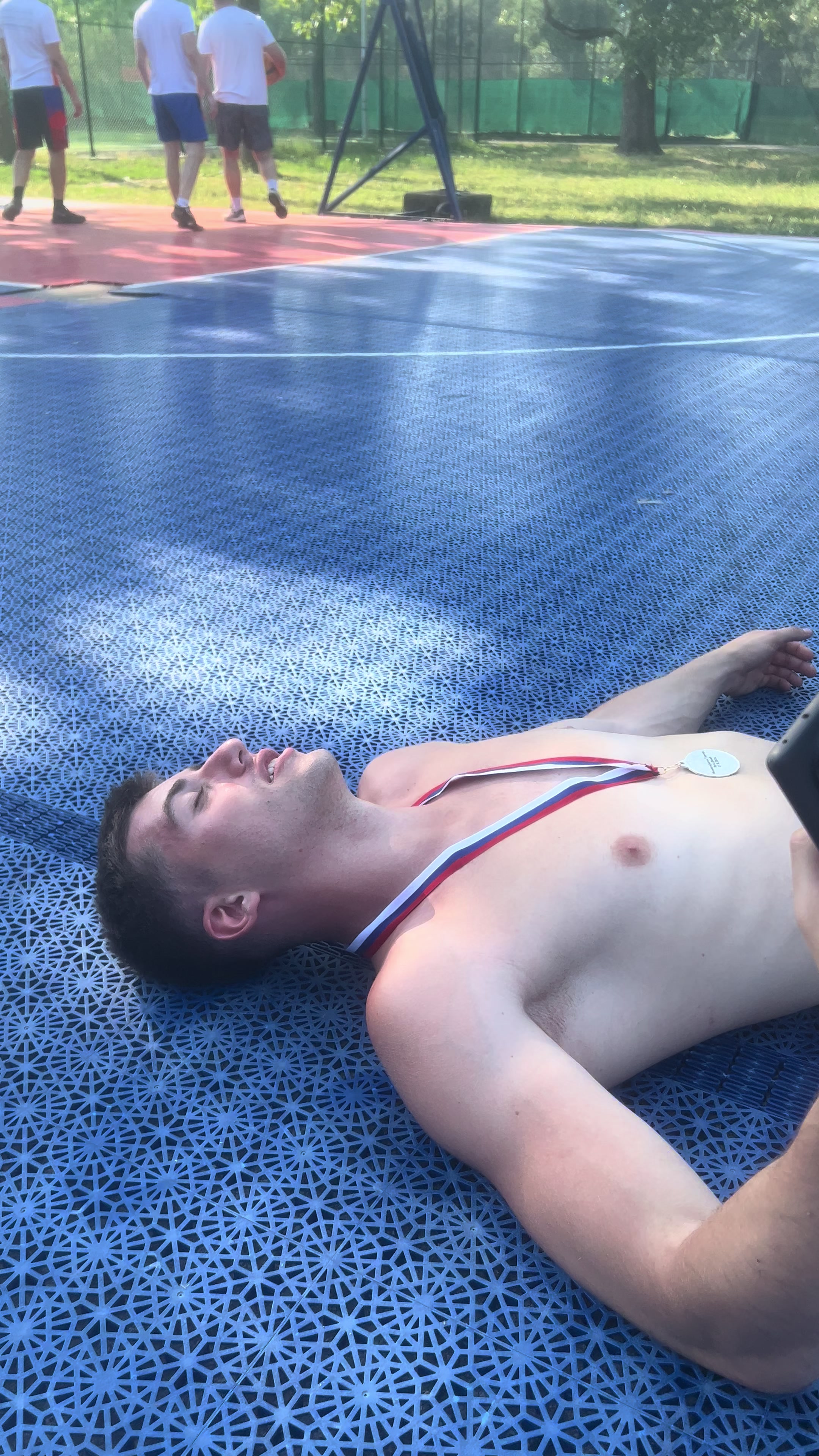 @twitch.tv/krekmanijak