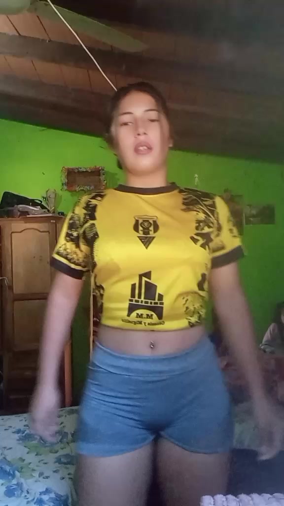 @yessi