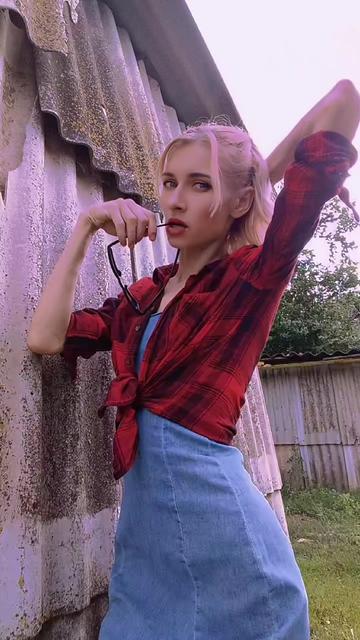 @blondykitty2
