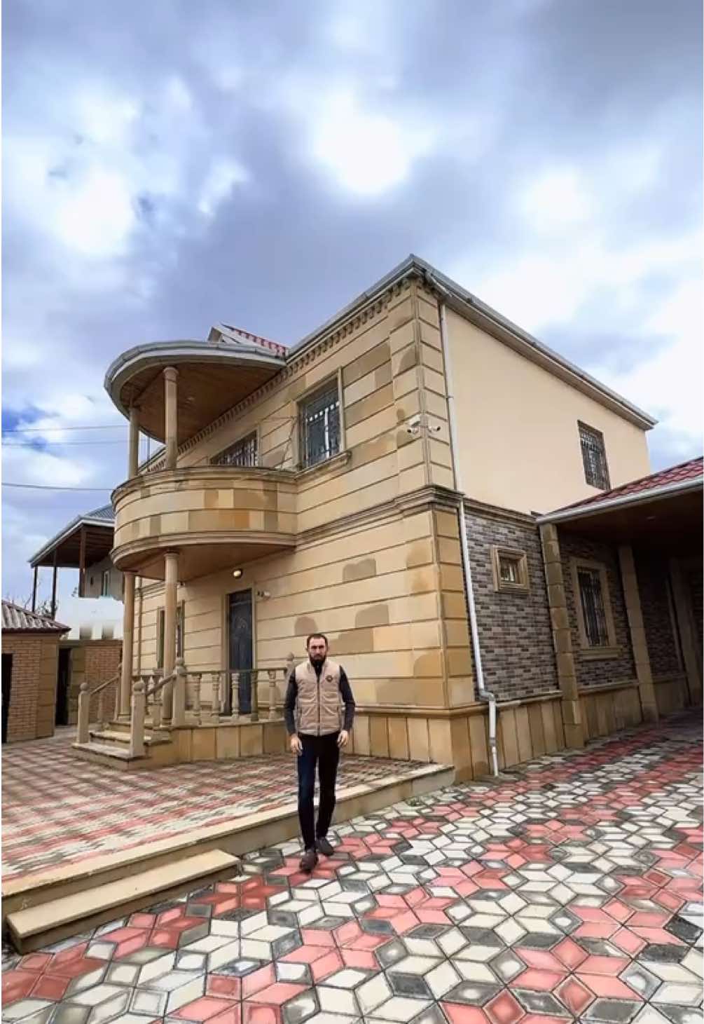 @M&uuml;şfiqabad Əmlak&ccedil;ı