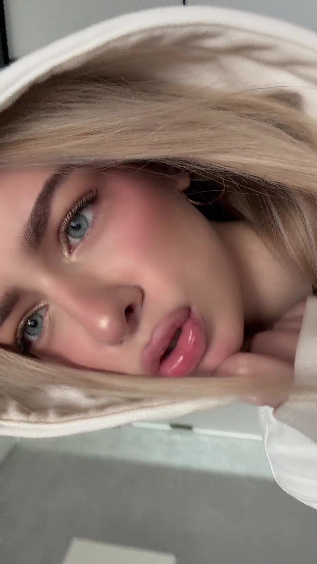 @тгк: лапочка