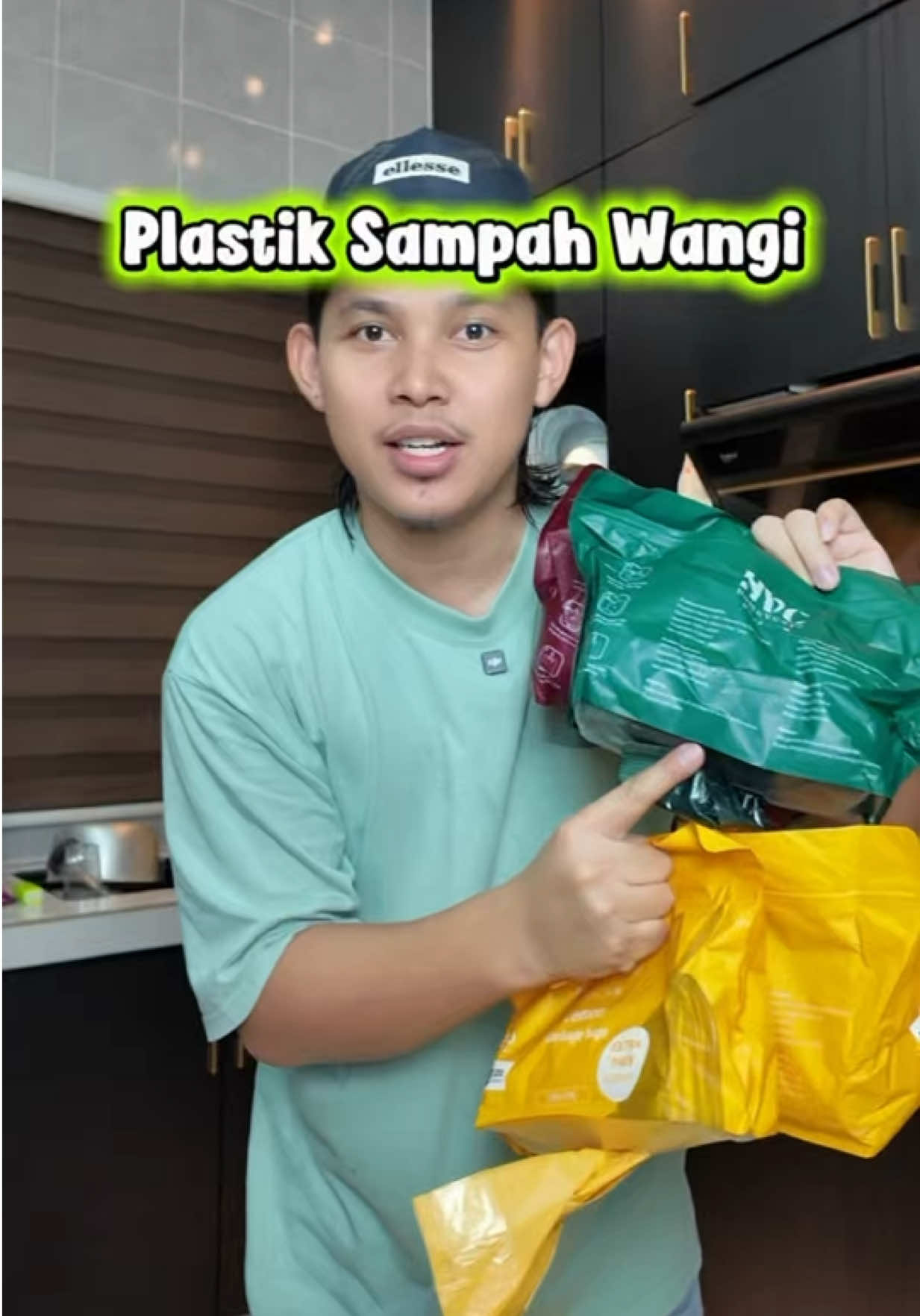 @Amir & Muni | Shopping Healing