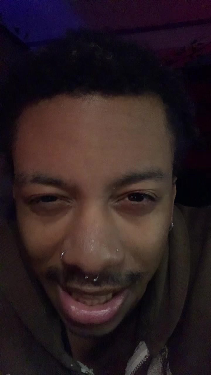 @demz