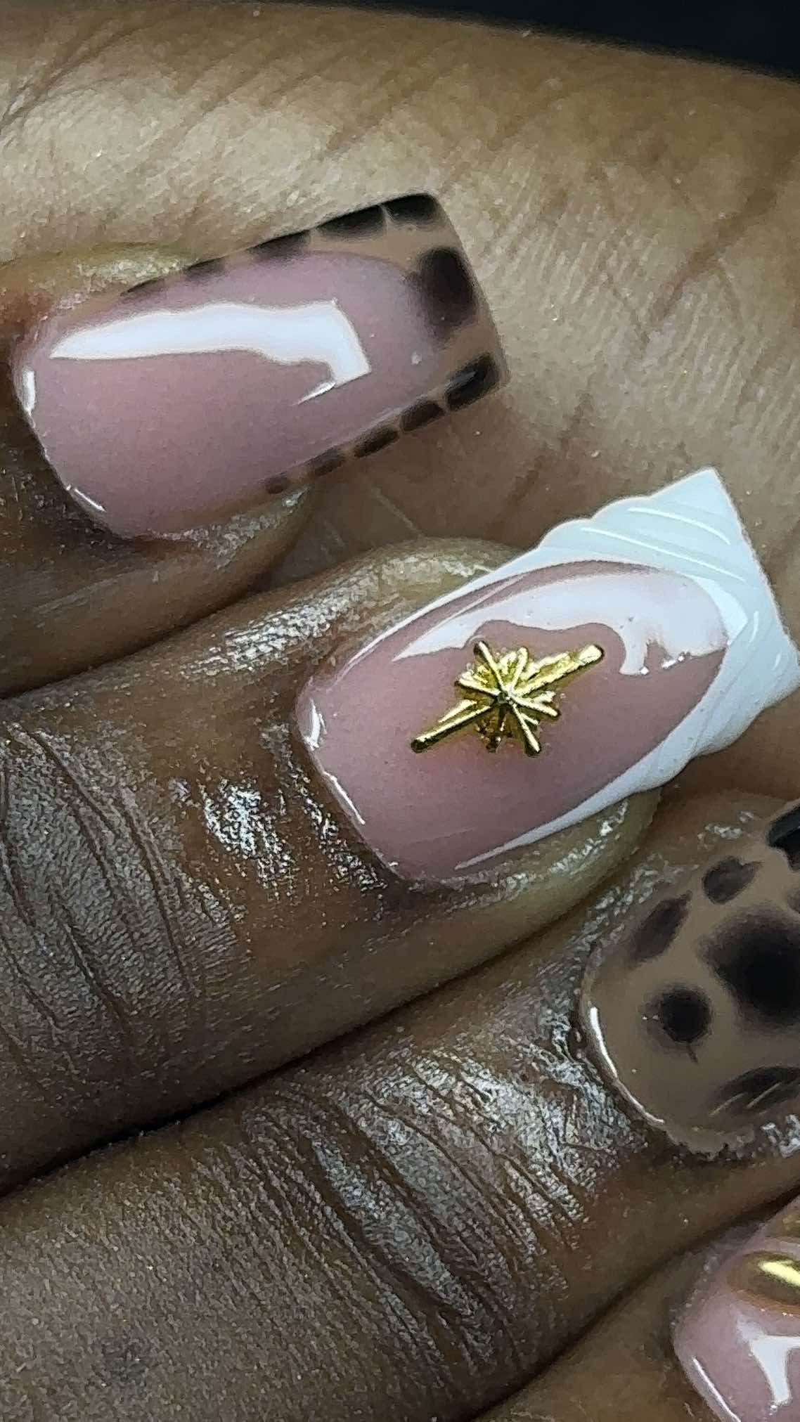 @NAIL TECHNICIAN IN IBADAN