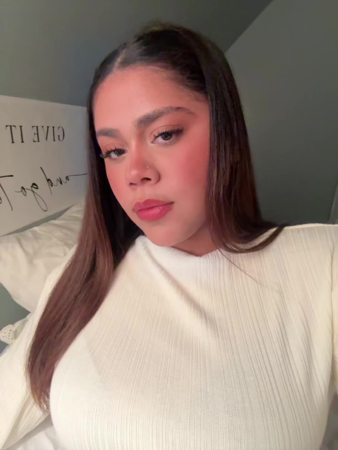 @daniela