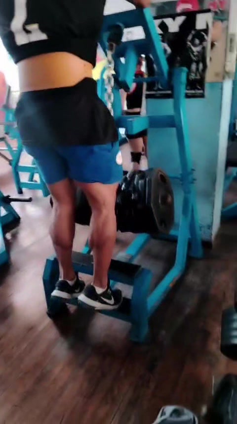 @levrone ique&ntilde;o