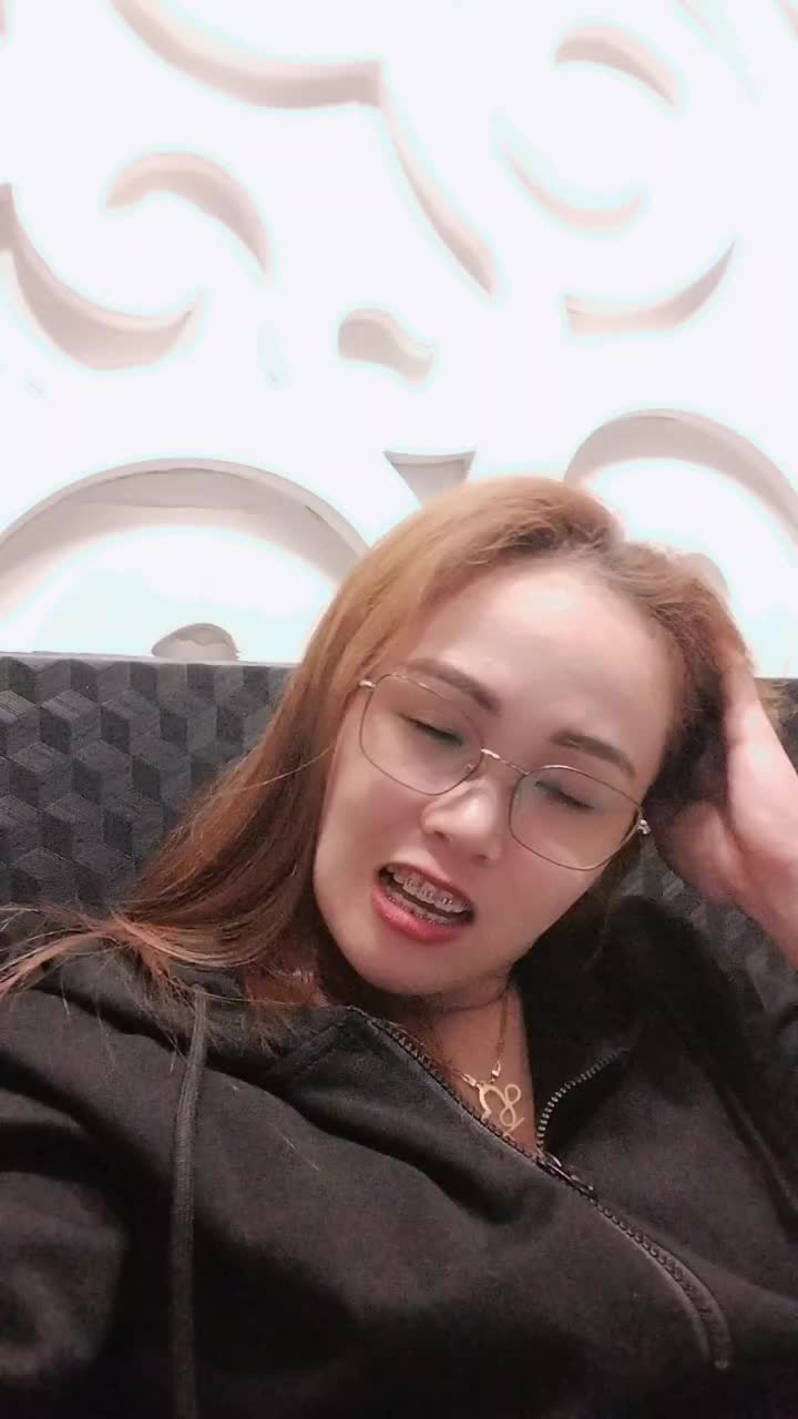 @FurMomCel🤎