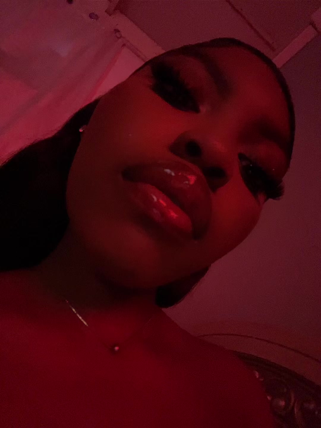 @The Queen of theemenaces 🐍🥀