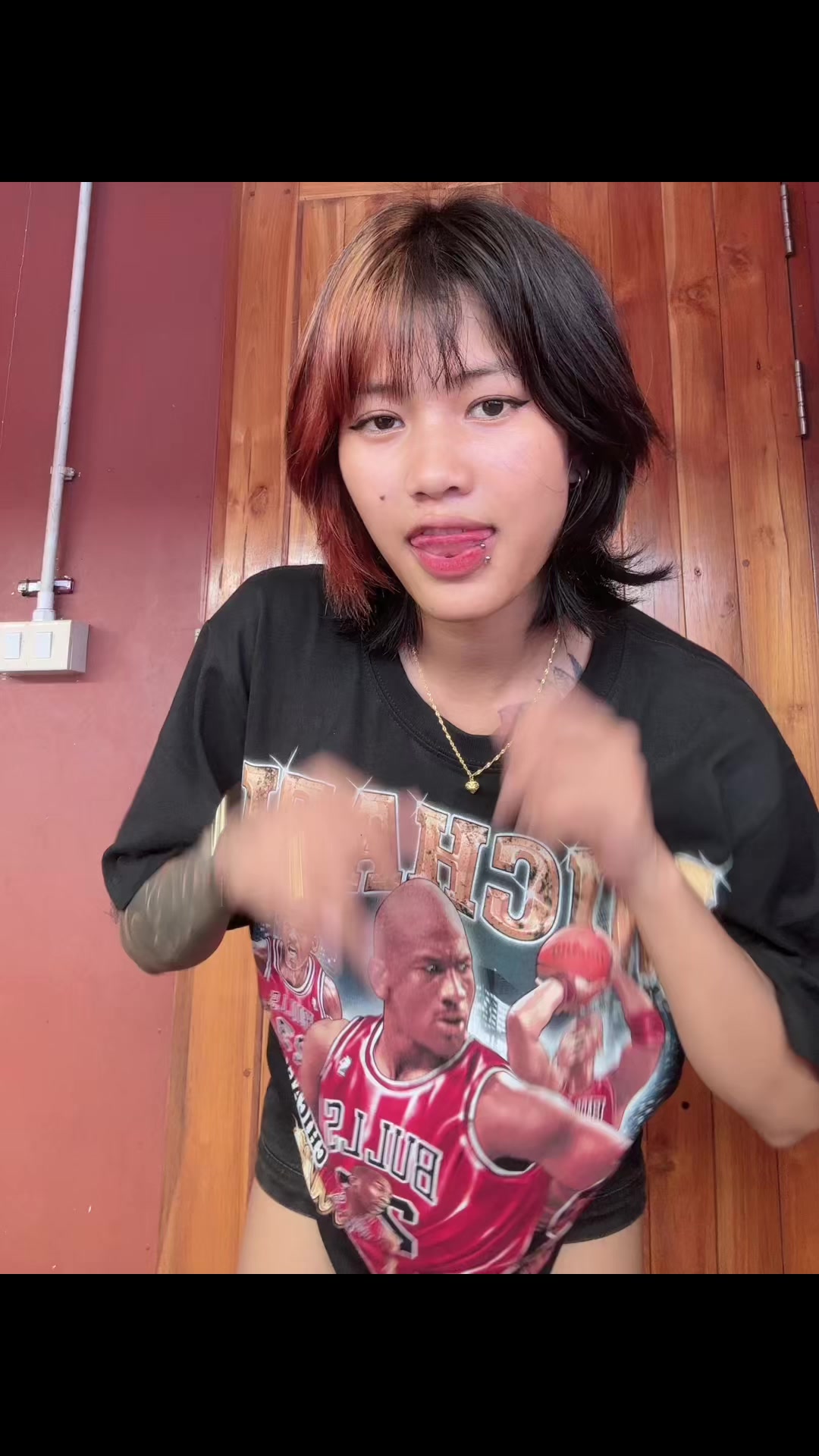 @HNIN