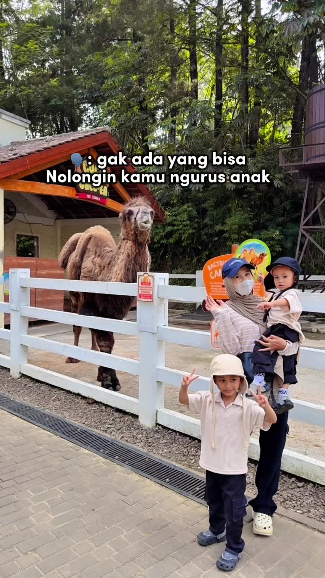 @Amihnya Keenan & Kafi