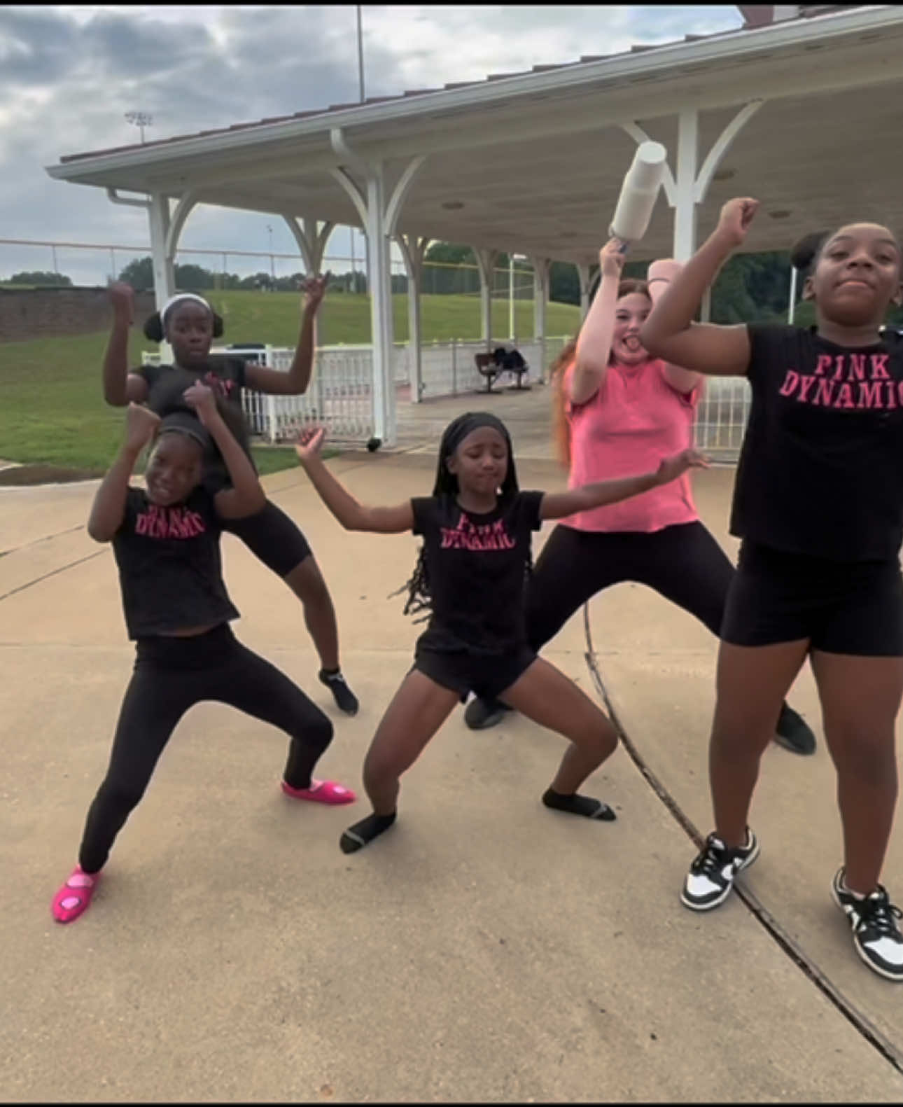 @pinkdynamic_danceco