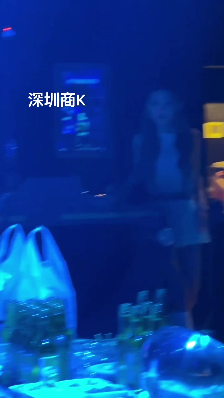 @KTV预定小胖