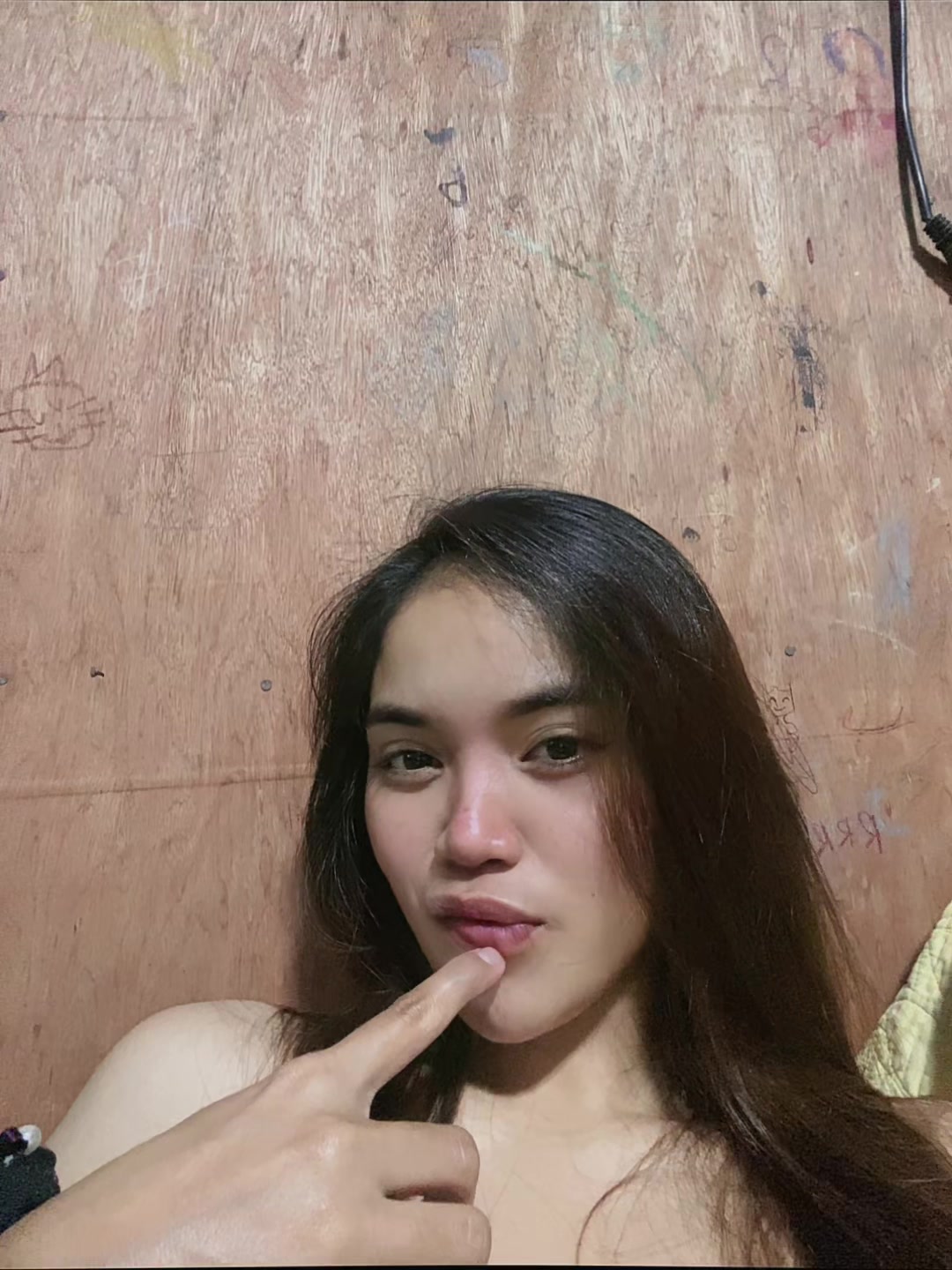 @EM EM🥀