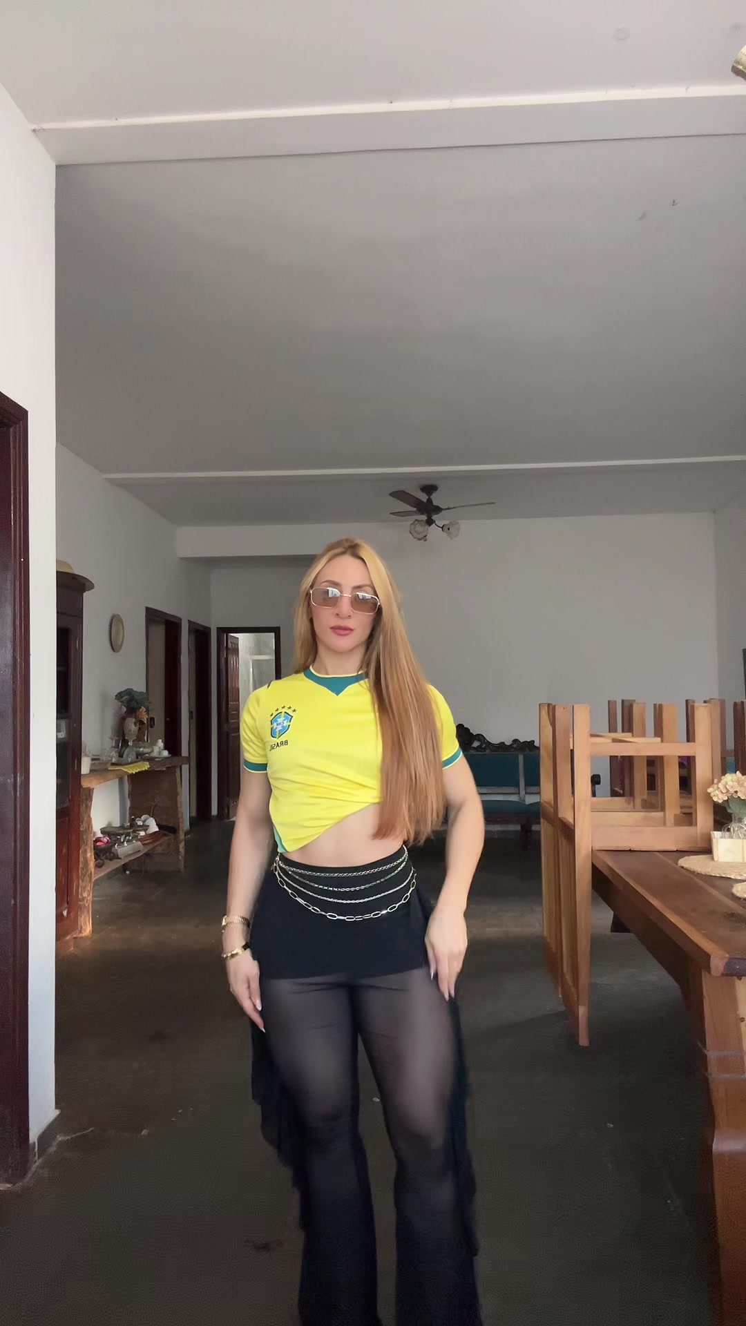 @ana_candiiido