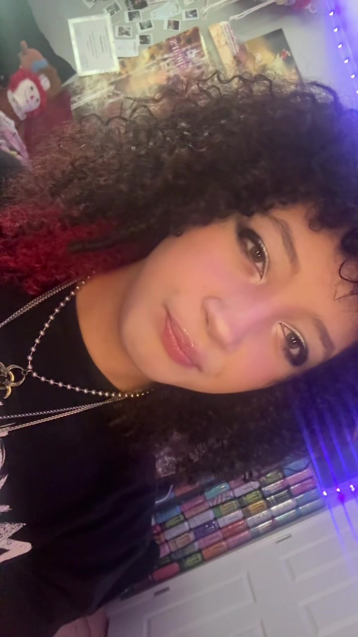 @Zombie_lola🧟♀️🧟♀️