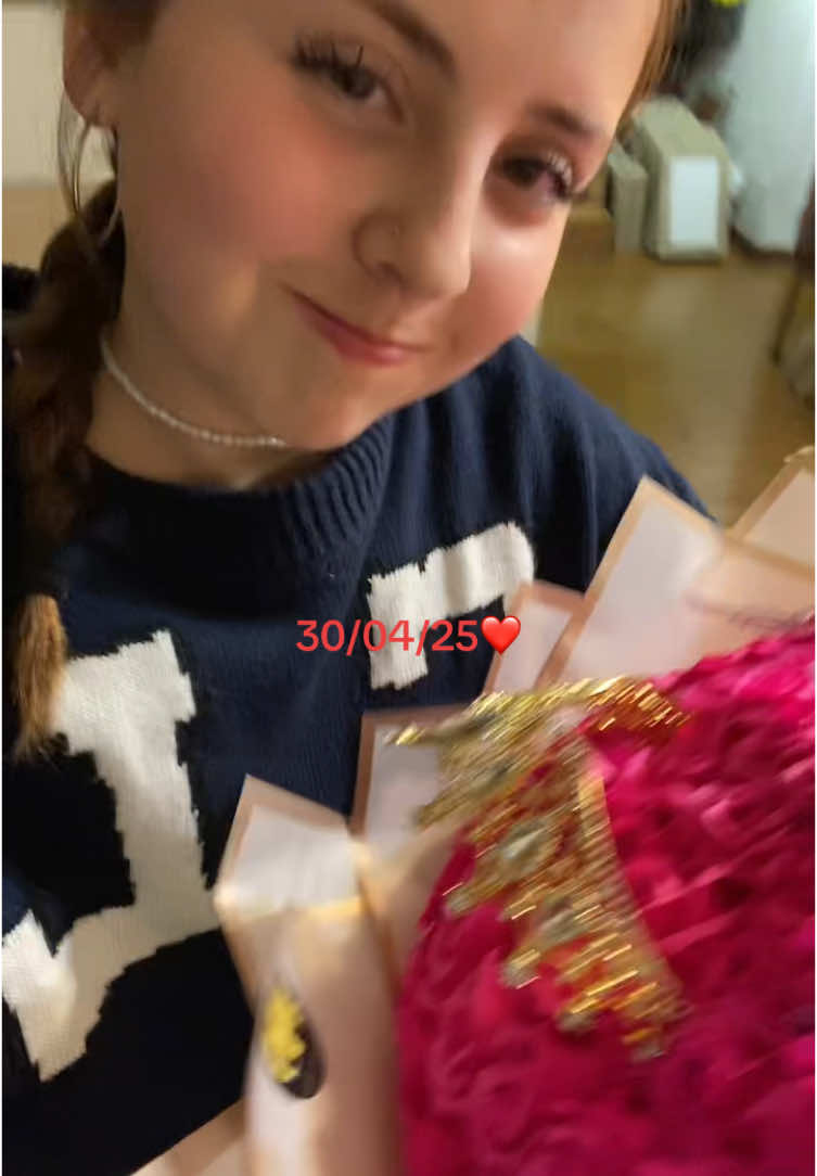@𝐫𝐨𝐬𝐚𝐫𝐢𝐨
