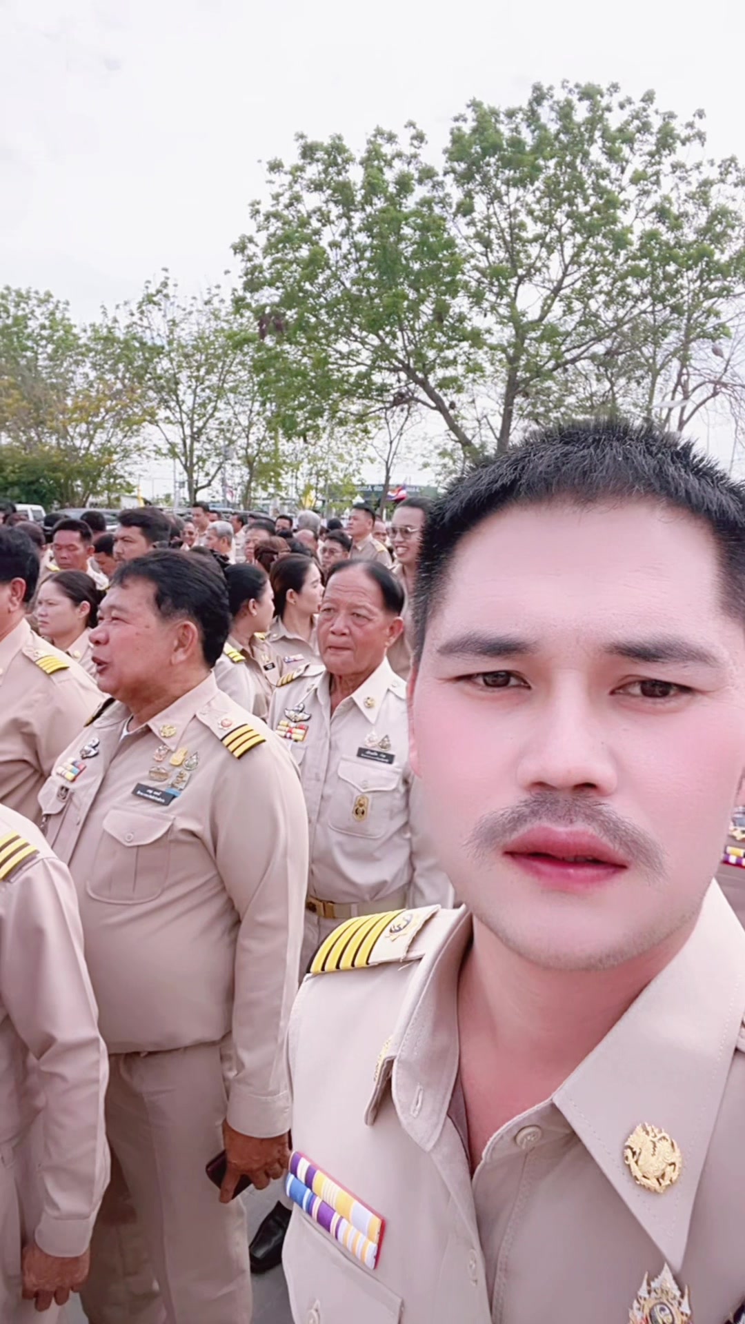 @ผู้ใหญ่ แบงค์ 🦁