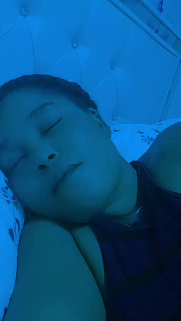 @Vanou24