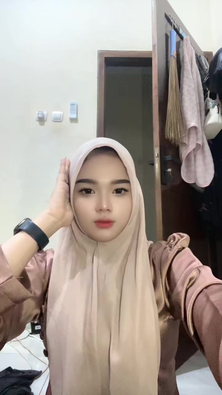 @Niha Silfianaaaa