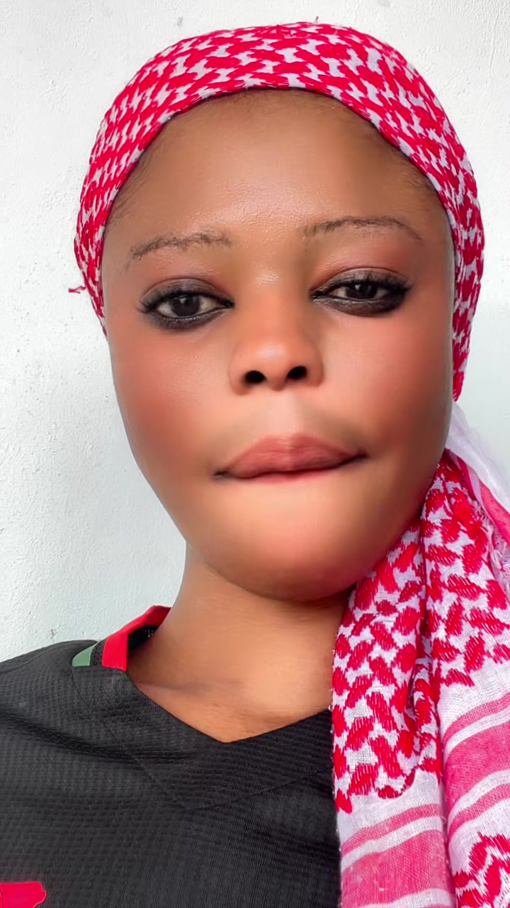 @𝓢𝓽𝓪𝓻 𝓠𝓾𝓮𝓮𝓷 ❤️🫶🦋