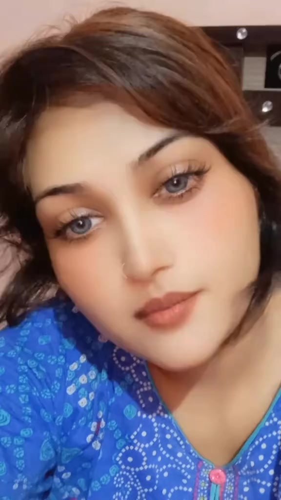 @✷🦋MISS◕❥◕KOMAL🦋✷