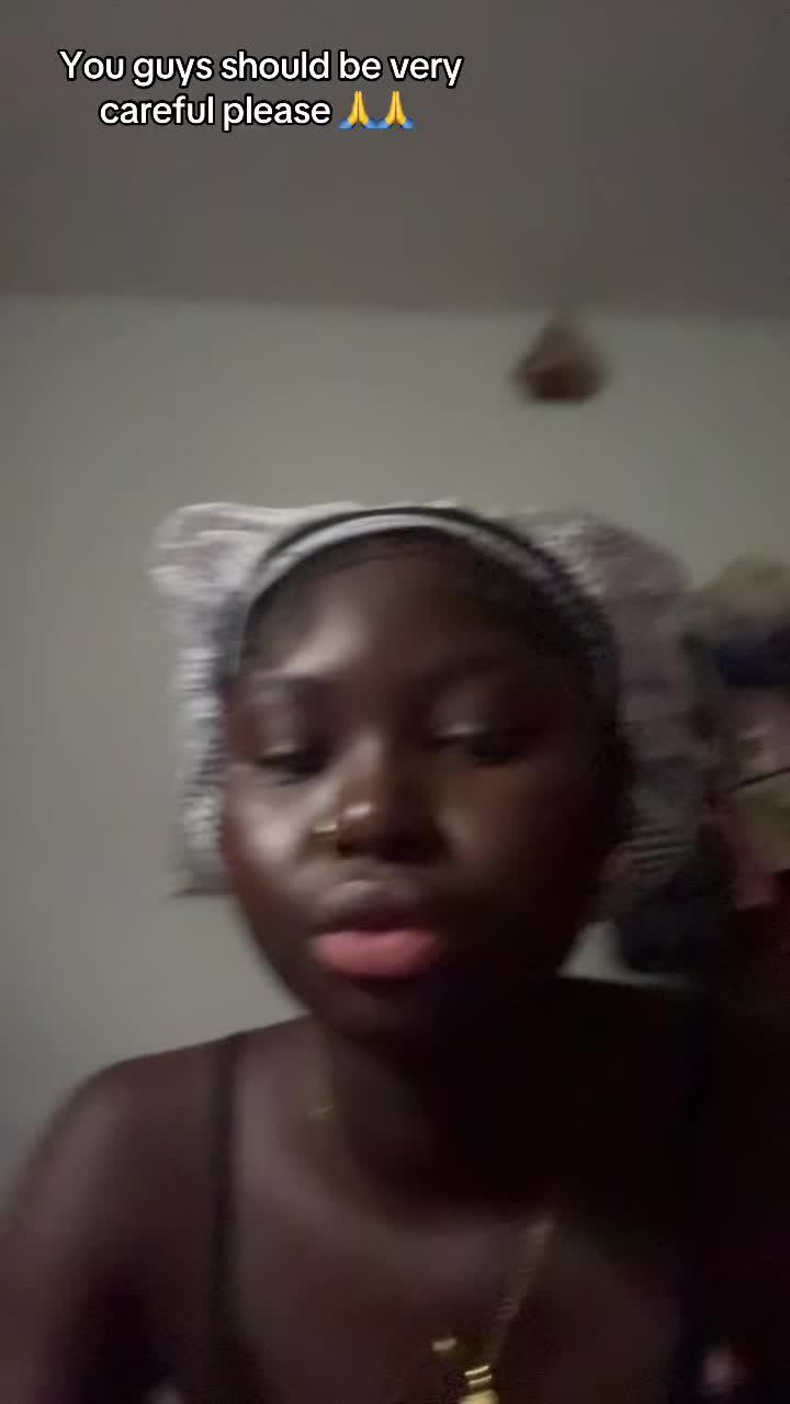 @Pink lip vendor in Warri ๐๐