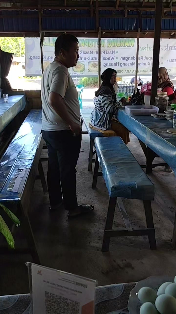 @warung katupat acil ella